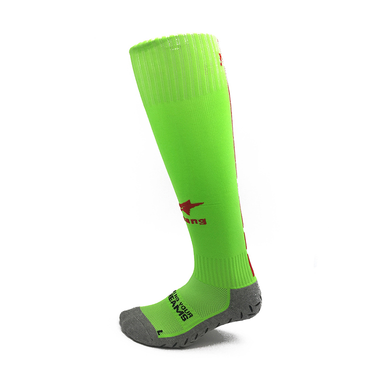 018shoes:High quality wholesale custom non slip men compression soccer football socks