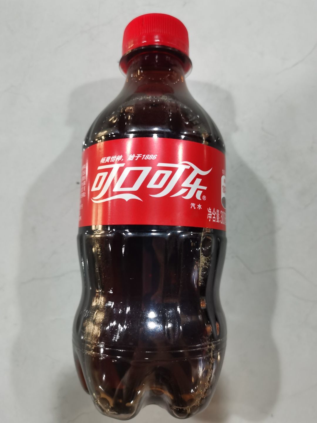 002drinks Coca-Cola 
